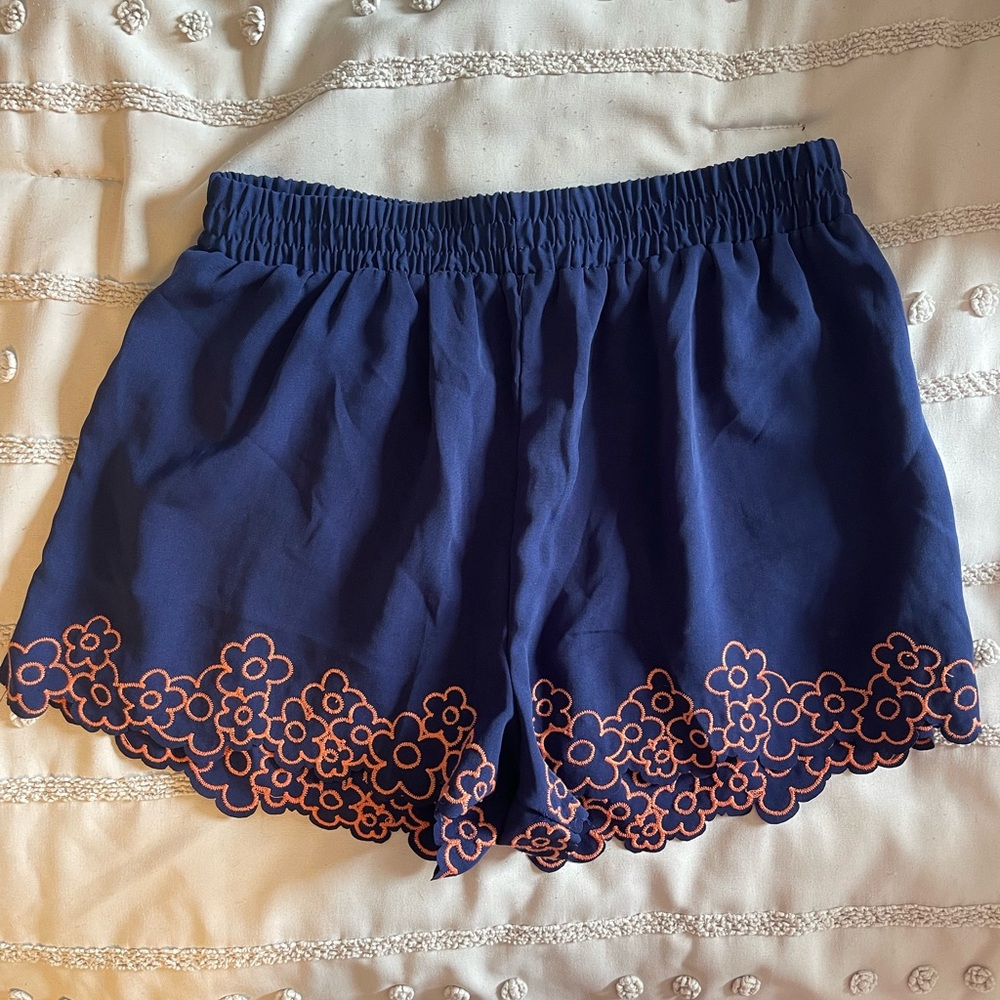 navy shorts